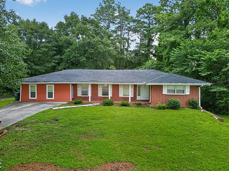 2387 Garden Ct — Photo 14