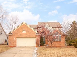 4733 Sycamore Dr, Ypsilanti, MI