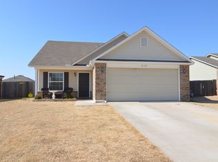519 S Creek St, Skiatook, OK 74070