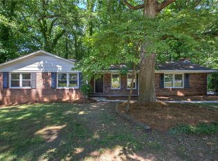 1168 Woodleigh Rd SW, Marietta, GA 30008