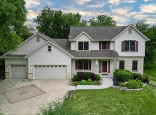 320 N 167th St, Brookfield, WI 53005
