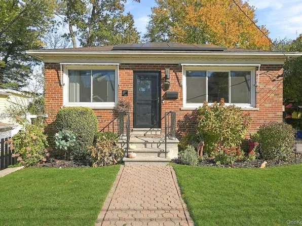 17 S Longfellow Street, Hartsdale, NY 10530