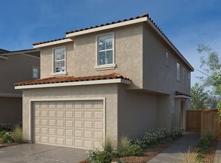 2211 Daisy Dr, Hollister, CA 95023