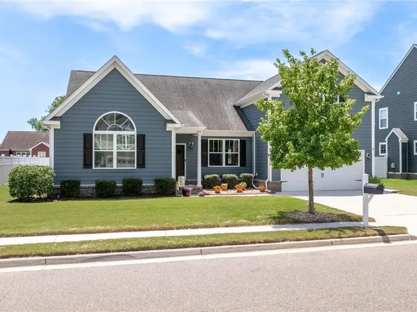 205 Wisdom Path, Chesapeake, VA 23322