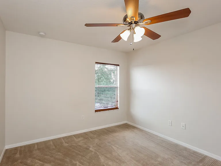 9322 Zincoe Ln — Photo 12