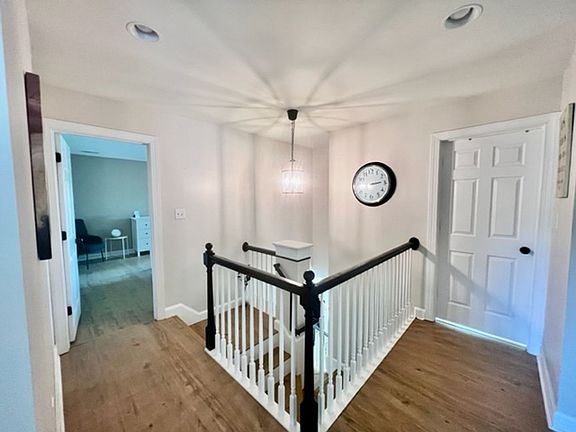 5th image of 9900 Mountain Berry Ct