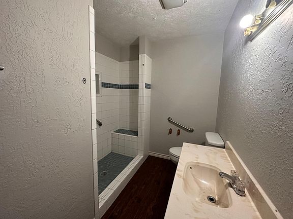 5th image of 1909 NW Smith Ave
