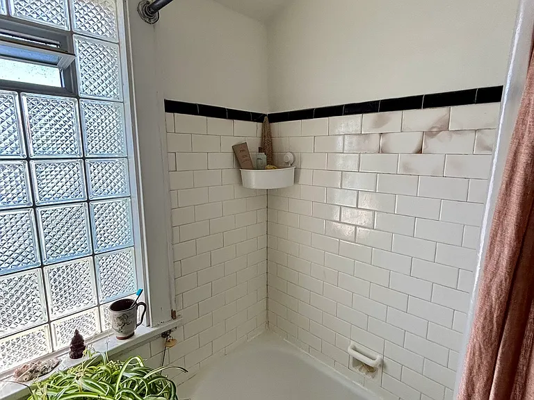 1338 Rutledge St #3 — Photo 11