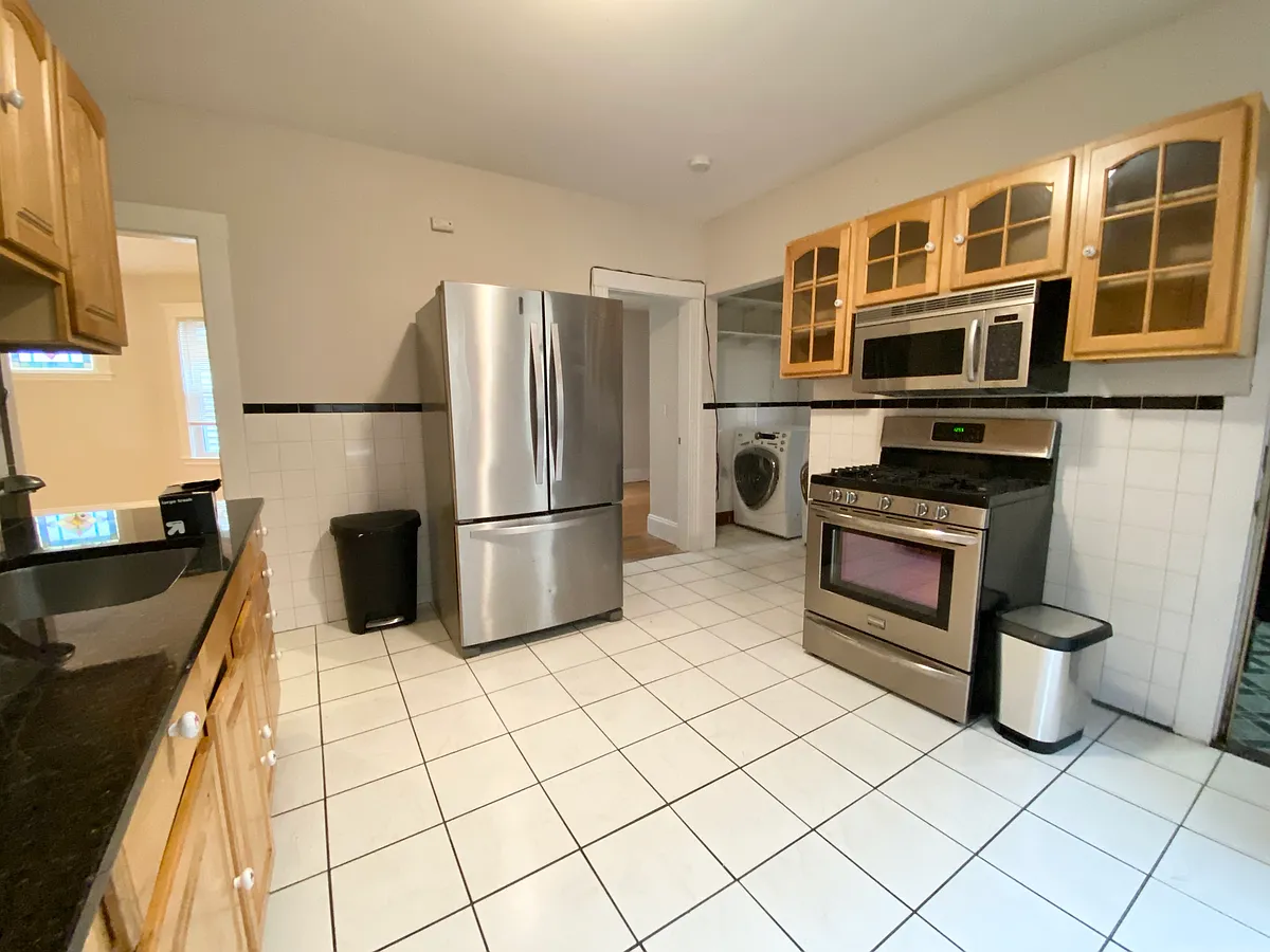 Building Photo - 40 Sudan St #1L