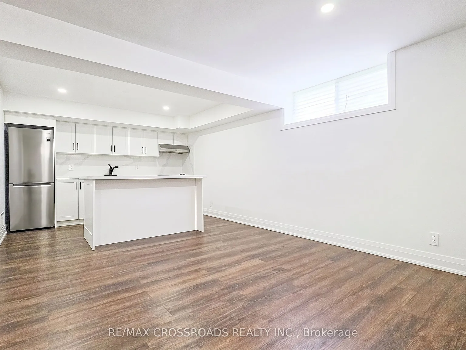 2 bed, $1,950 — Photo 4