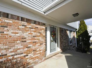 42227 Pellston Dr #281, Northville, MI