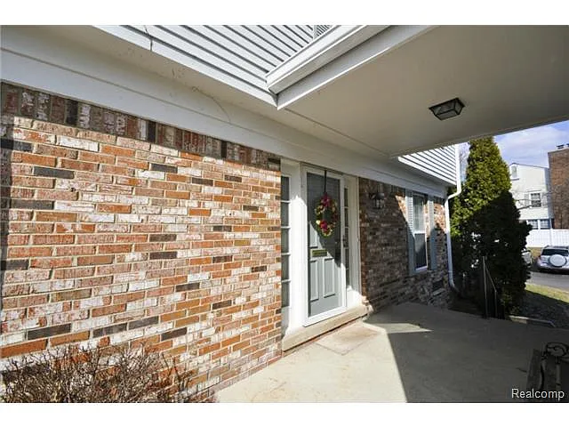 42227 Pellston Dr #281 photo 1