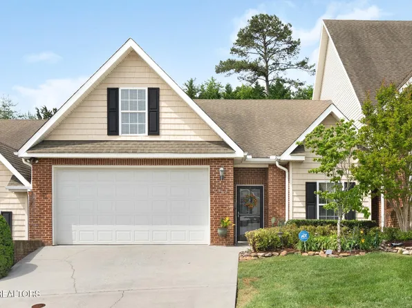 6962 Pemmbrooke Shire Ln, Knoxville, TN 37909