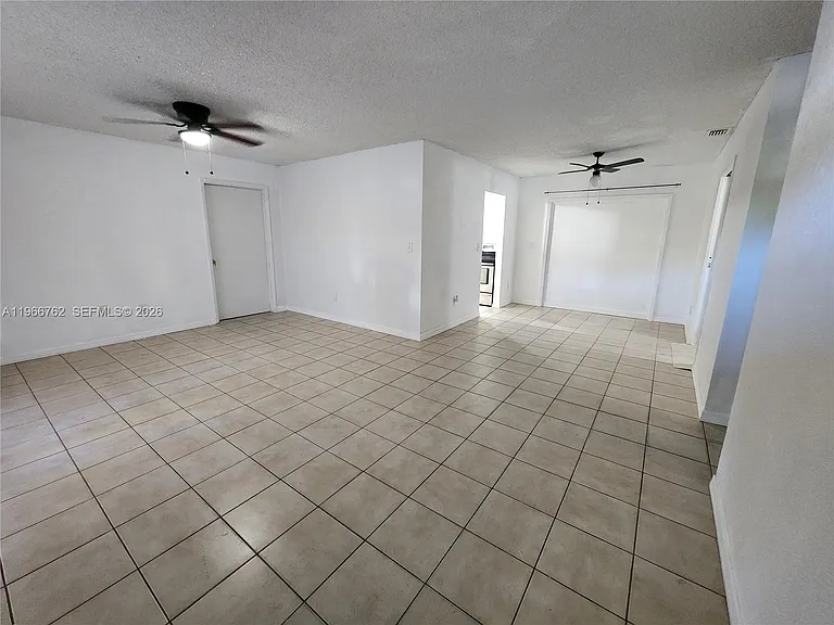 16311 SW 102nd Pl — Photo 7