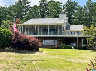 495 Burtram Cir, Springville, AL 35146