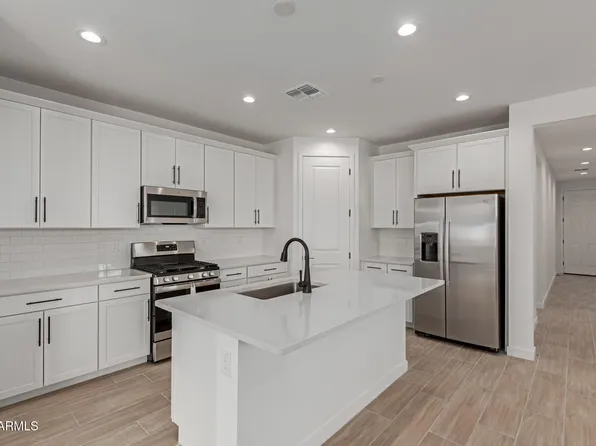 16967 W ALLEN Street, Goodyear, AZ 85338