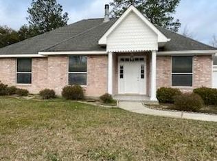 917 Crestwood Dr, Covington, LA 70433