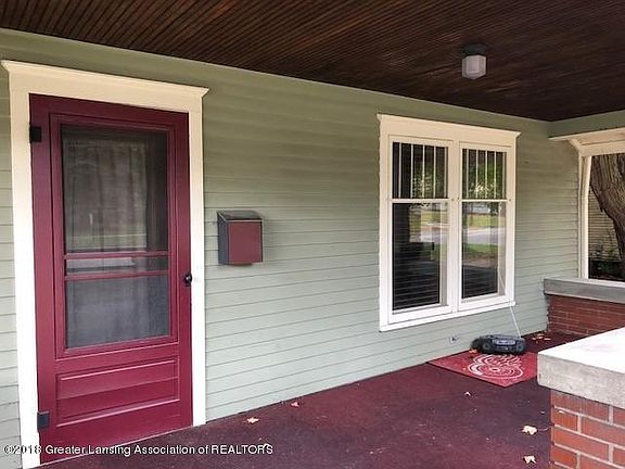 3rd image of 303 N Cochran Ave