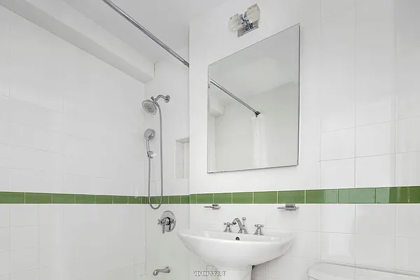 Sold by Town Residential | media 5