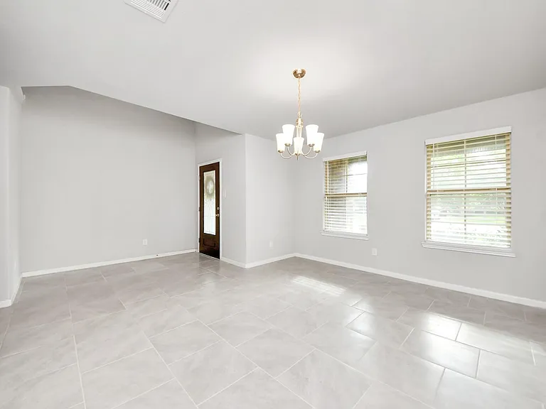 6934 Rosalina Landing Ln — Photo 16