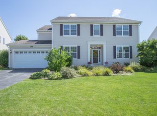 356 Foxford Dr, Cary, IL 60013