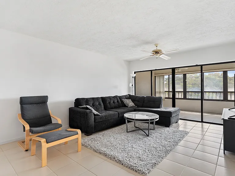 7507 La Paz Blvd #407 — Photo 8