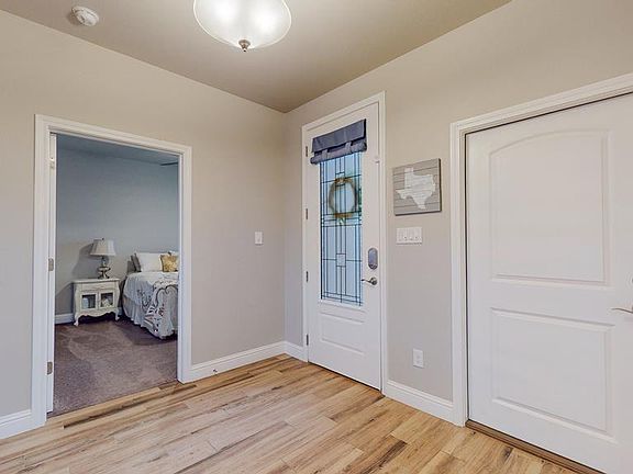 4th image of 1419 Overshine Ln