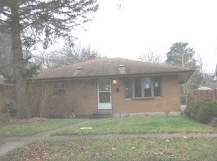 3232 Elisha Ave, Zion, IL