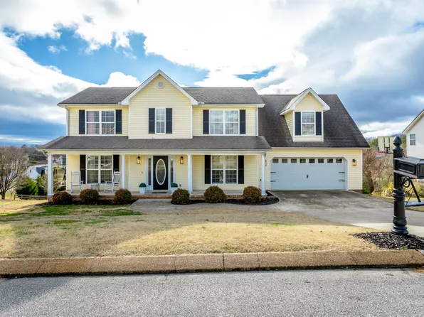 2704 Windtop Ln, Soddy Daisy, TN 37379