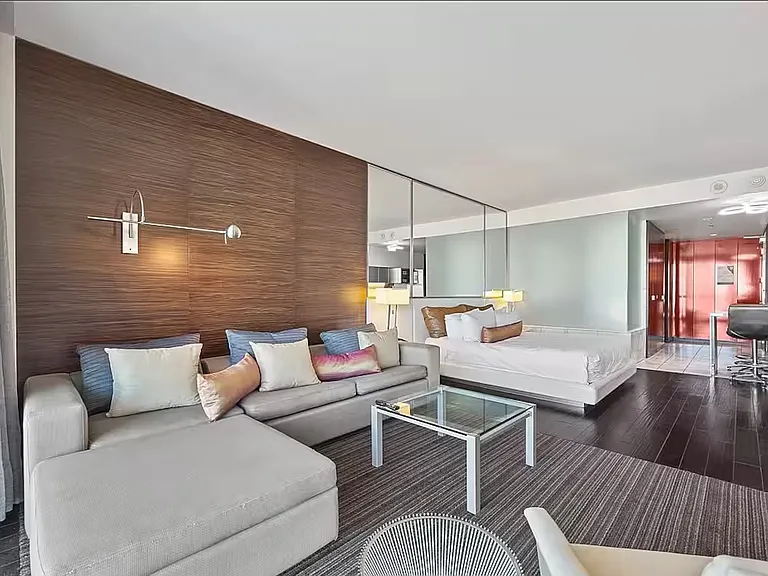 4381 W Flamingo Rd #27308 — Photo 17
