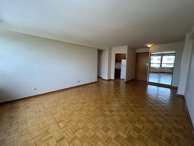 4180 Marine Terrace Apartments — Photo 74