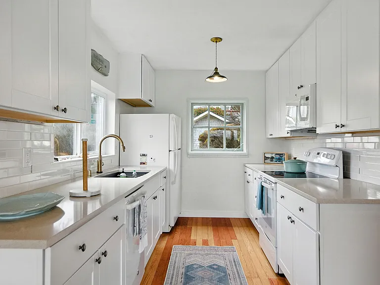 195 Ocean View Ave — Photo 12