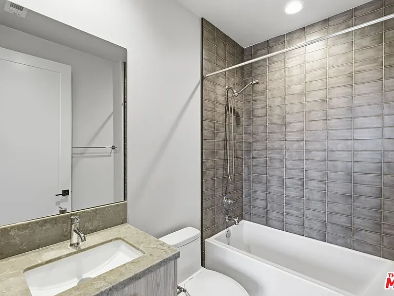 1605 N Arla Way — Photo 20