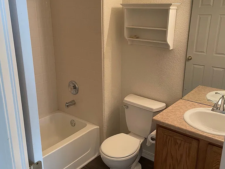 1st floor bathroom