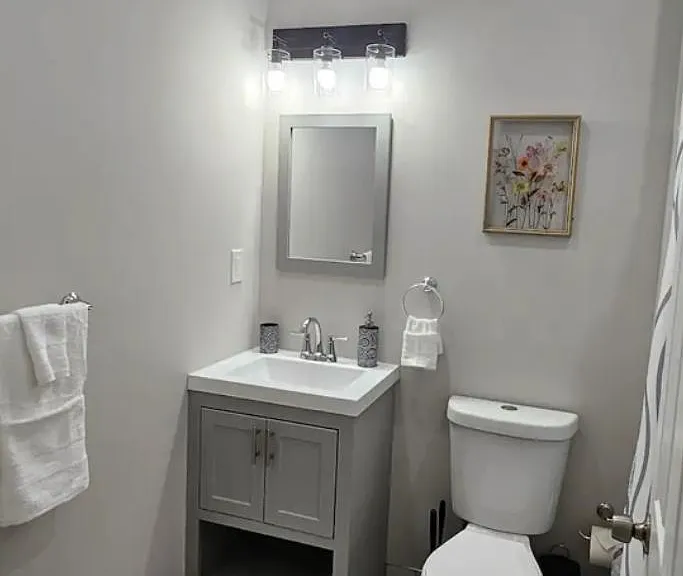 1826 Ridge Ave #1 — Photo 2