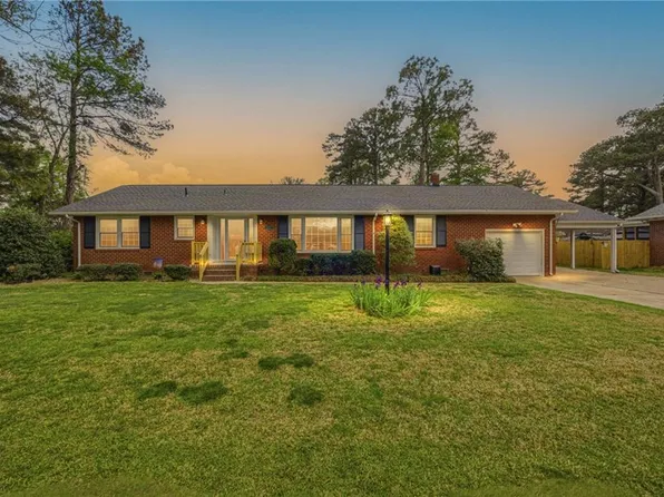 5405 Bingham Dr, Portsmouth, VA 23703