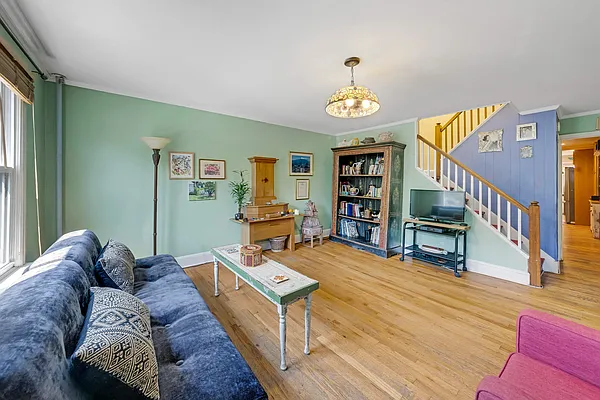 Sold by Compass | media 3