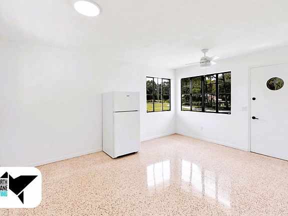 5th image of 795 Royal Palm Blvd #2
