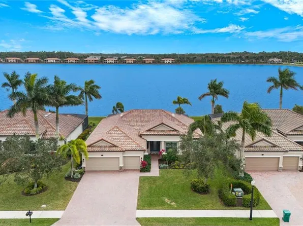 10070 Biscayne Bay LN, NAPLES, FL 34120