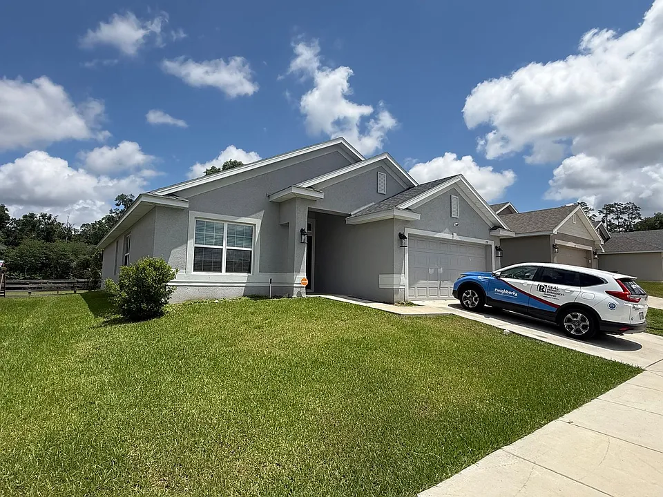 199 NW 45th Loop