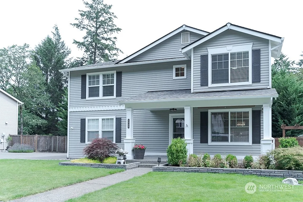 1522 Jensen Avenue photo 1