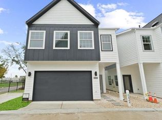 4018 Northfield Ln, Houston, TX 77092