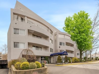 100 Cuttermill Road #3E, Great Neck, NY, 11021
