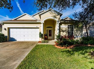 3410 Grove Blossom Ln, Plant City, FL 33567