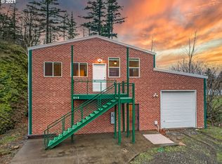 127 SW Slagle Ln, Cascade Locks, OR 97014