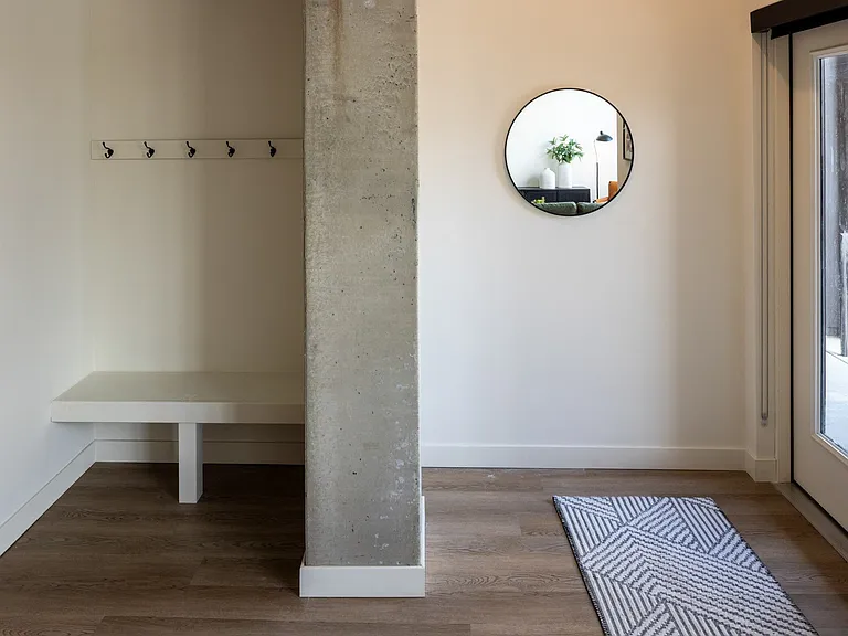 Article No. 7 — Photo 12