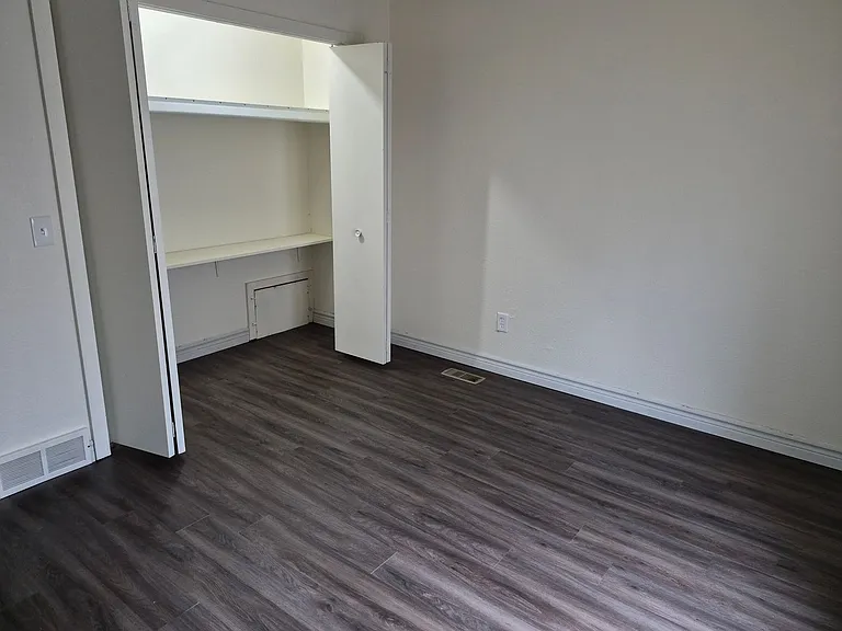 5836 Ryewyck Dr — Photo 10