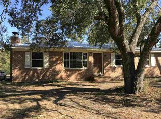 704 SE 7th St, Carrabelle, FL 32322