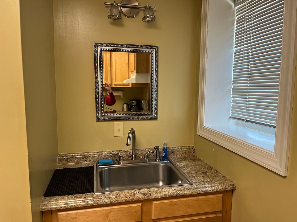 Kitchen sink