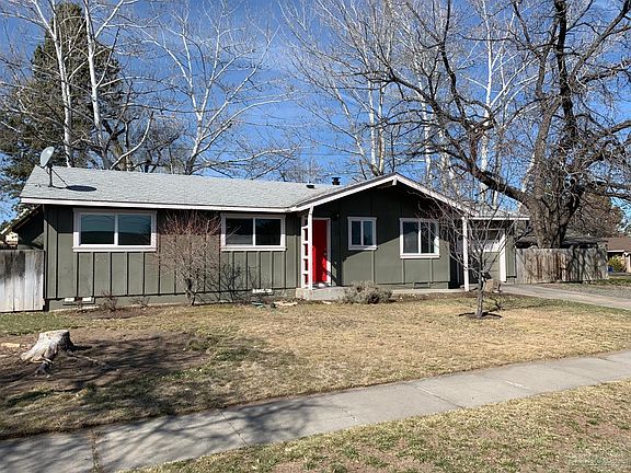 2nd image of 2639 NE Harvey Ln #1